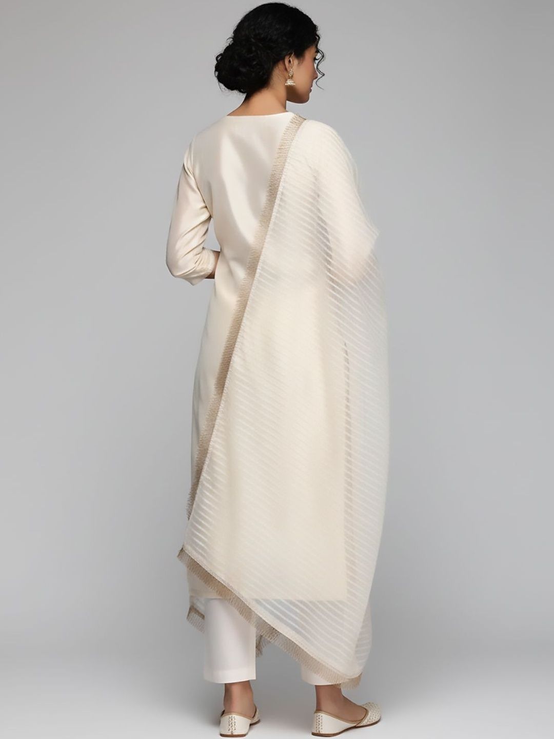 Off White Women Embroidered Regular Thread Work Kurta with Trousers & With Dupatta