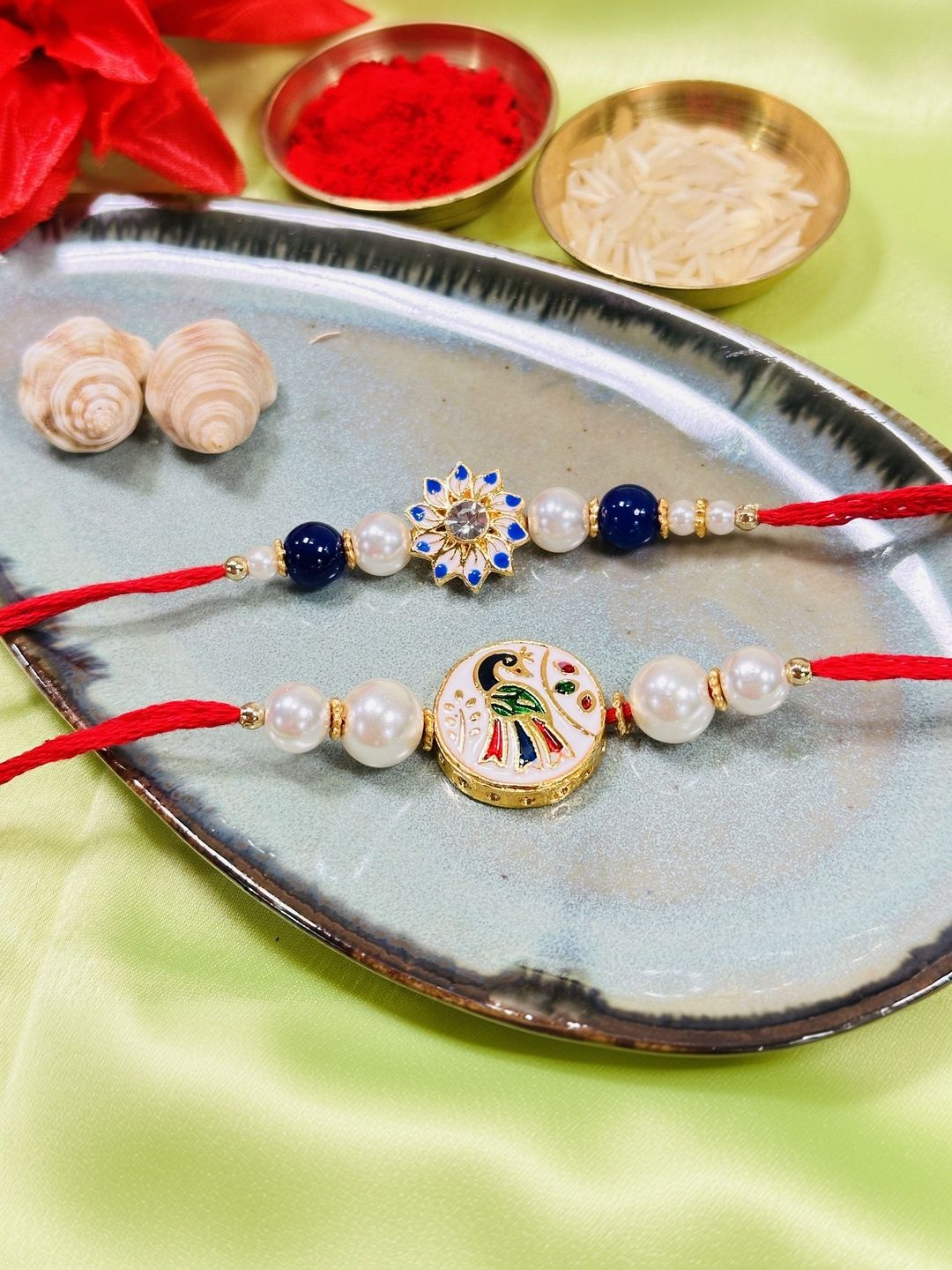 Dhiyona Rakhi