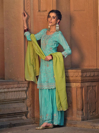 Dhiyona CH Women Floral Embroidered Regular Sequinned Kurta Set With Dupatta
