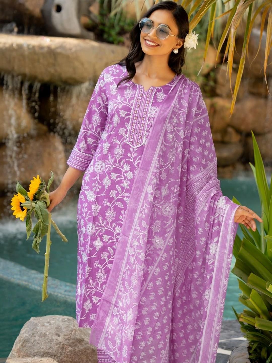 Dhiyona KL Women Purple Pure Cotton Kurta Sets
