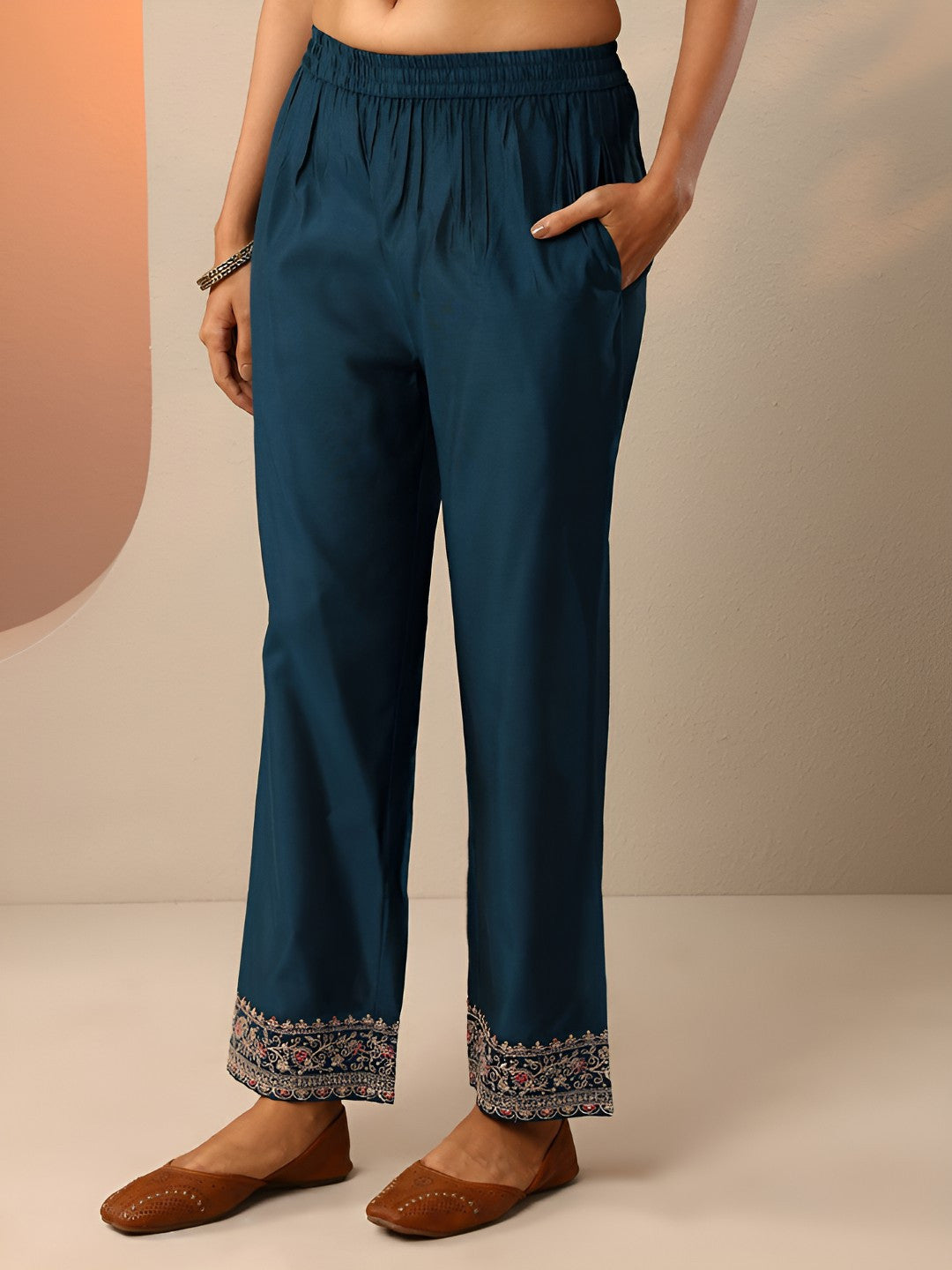 Ethnic Motifs Embroidered V-Neck Thread Work Kurta With Trousers & Dupatta
