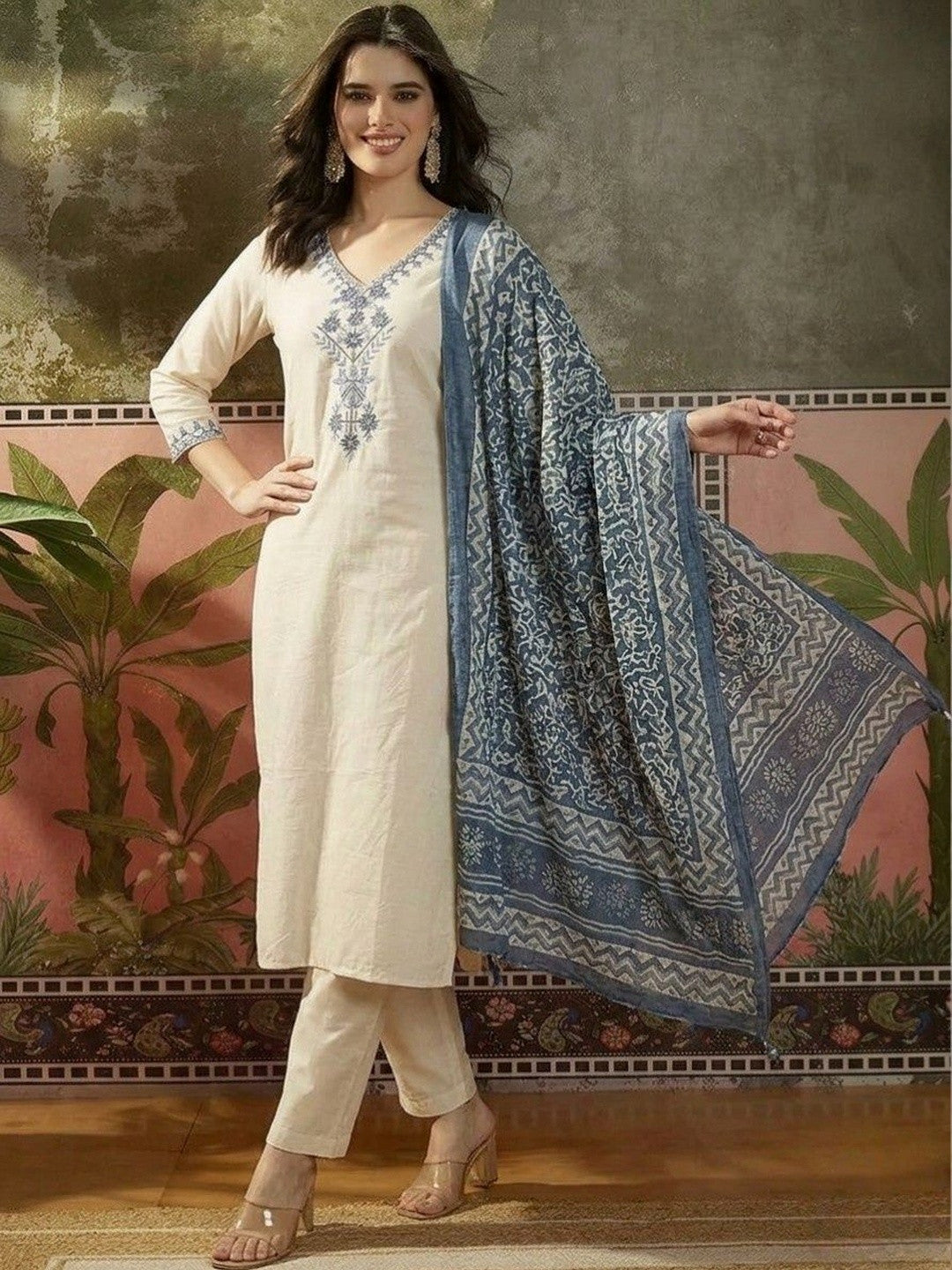Dhiyona SN Embroidered Pure Cotton V-Neck Kurta & Trousers With Dupatta