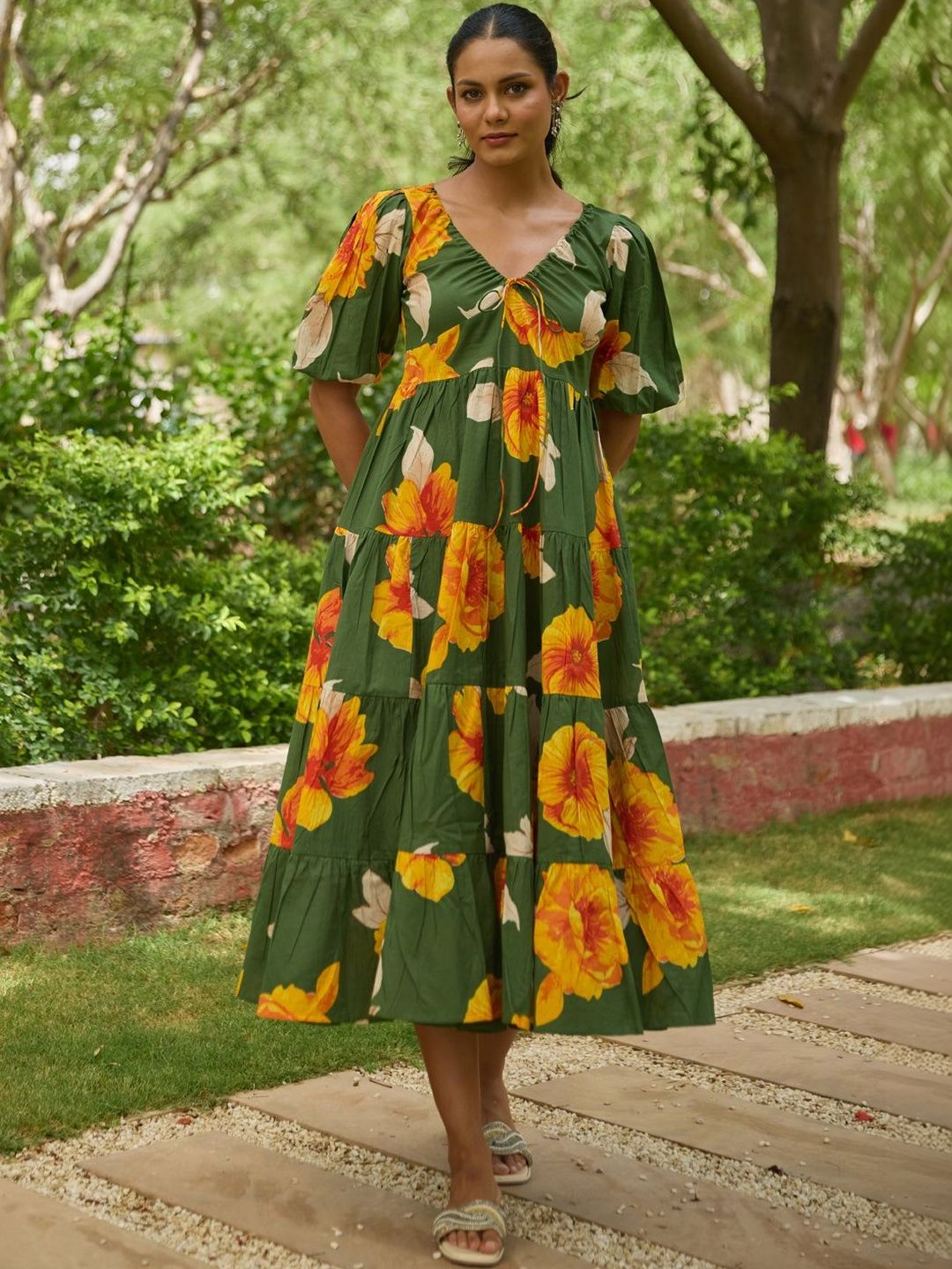 Dhiyona AY Women's Floral Printed Tiered Dress