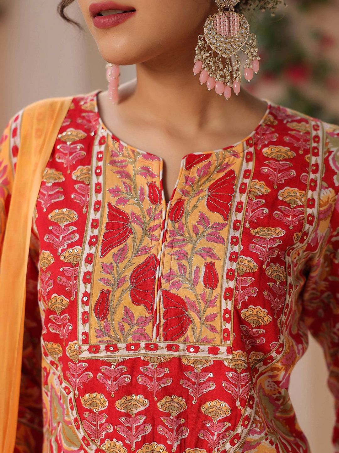 Dhiyona RR Women's Floral Printed Regular Sequinned Pure Cotton Kurta with Trousers & With Dupatta