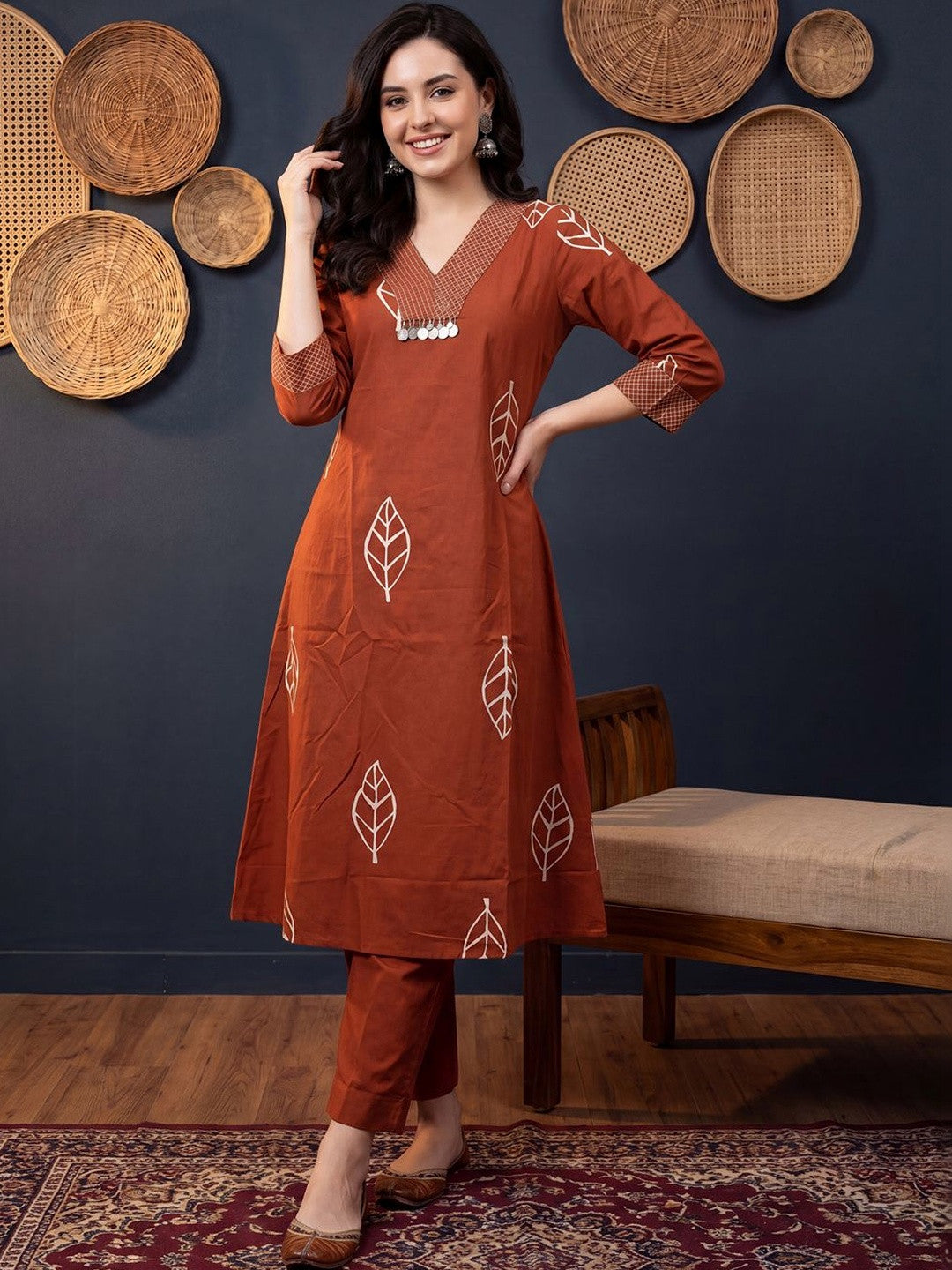Printed V-Neck Pure Cotton Kurta With Trousers