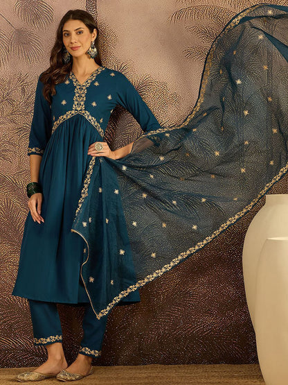 Floral Embroidered Sequinned Thread Work Kurta With Trousers & Dupatta