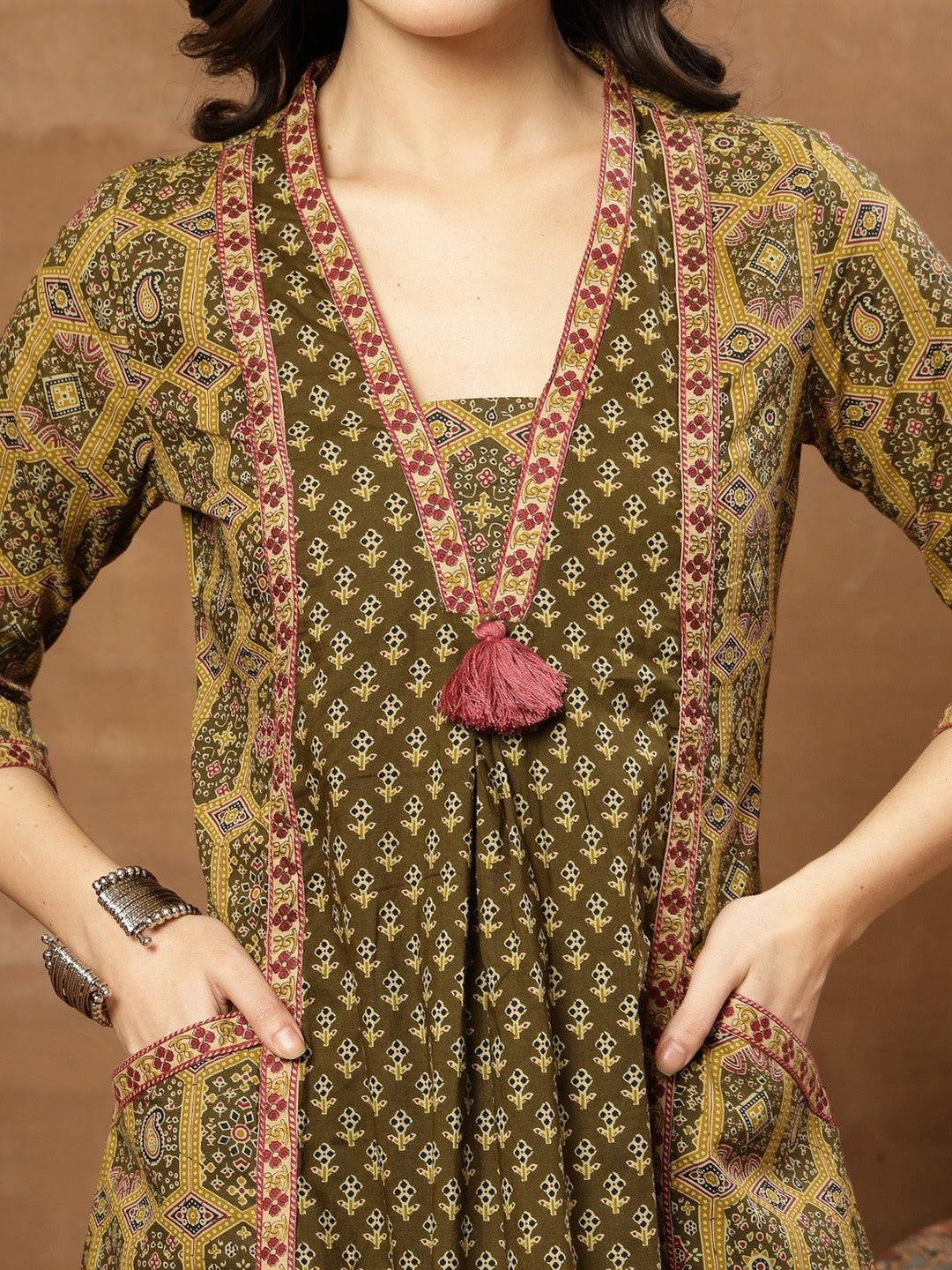 Printed Pure Cotton V-Neck Kurta & Palazzos