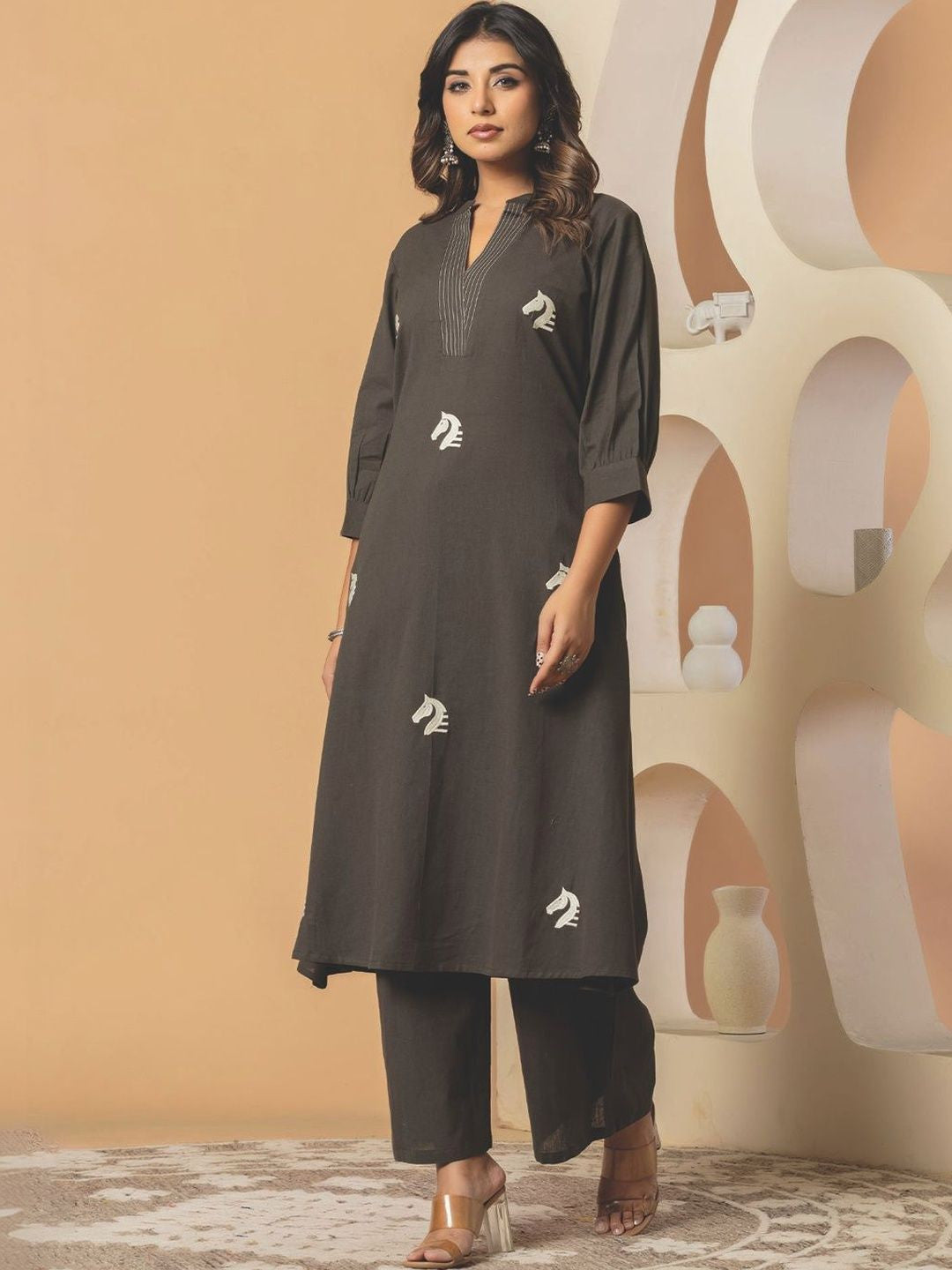 Women Animal Embroidered Regular Thread Work Pure Cotton Kurta with Palazzos
