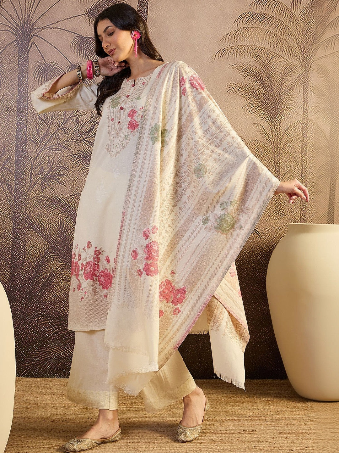Yoke Design Round Neck Straight Kurta With Trousers & Dupatta