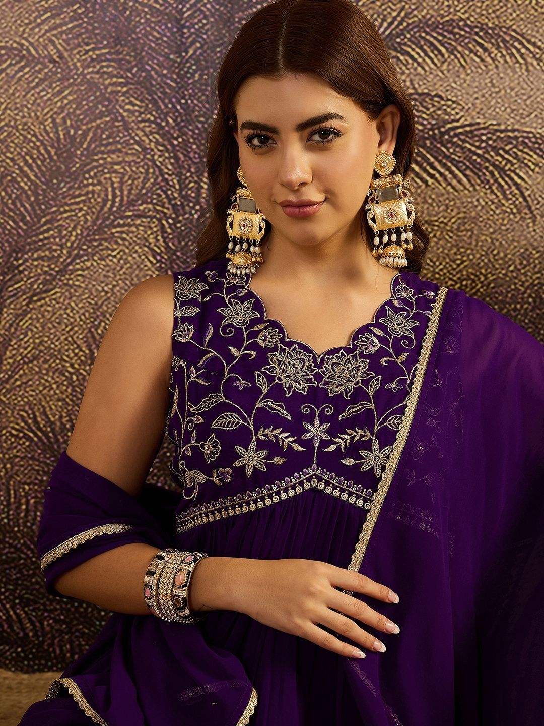 Dhiyona SN Embroidered V-Neck A-Line Kurti & Palazzos With Dupatta