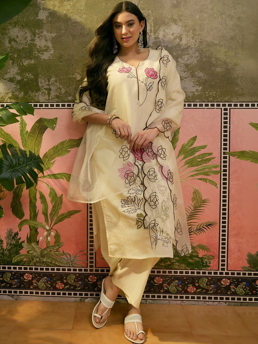 Embroidered Round Neck Kurta & Trousers With Dupatta
