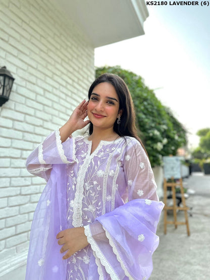 Dhiyona KL Women Floral Embroidered Regular Thread Work Kurta with Palazzos & With Dupatta