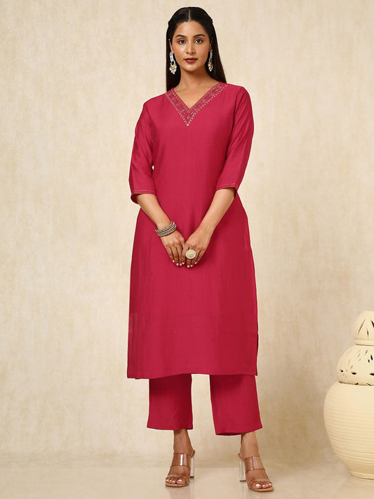 Dhiyona SO Women's Women Beads and Stones Kurta with Trousers