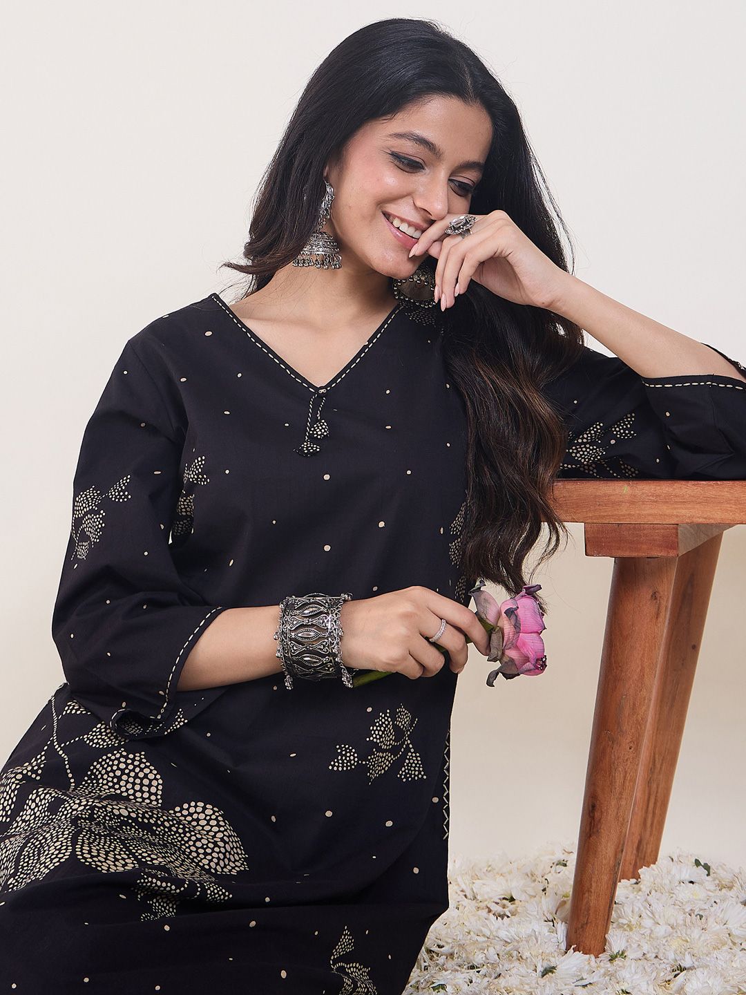 Dhiyona IE Printed V-Neck Pure Cotton Tunic With Trousers