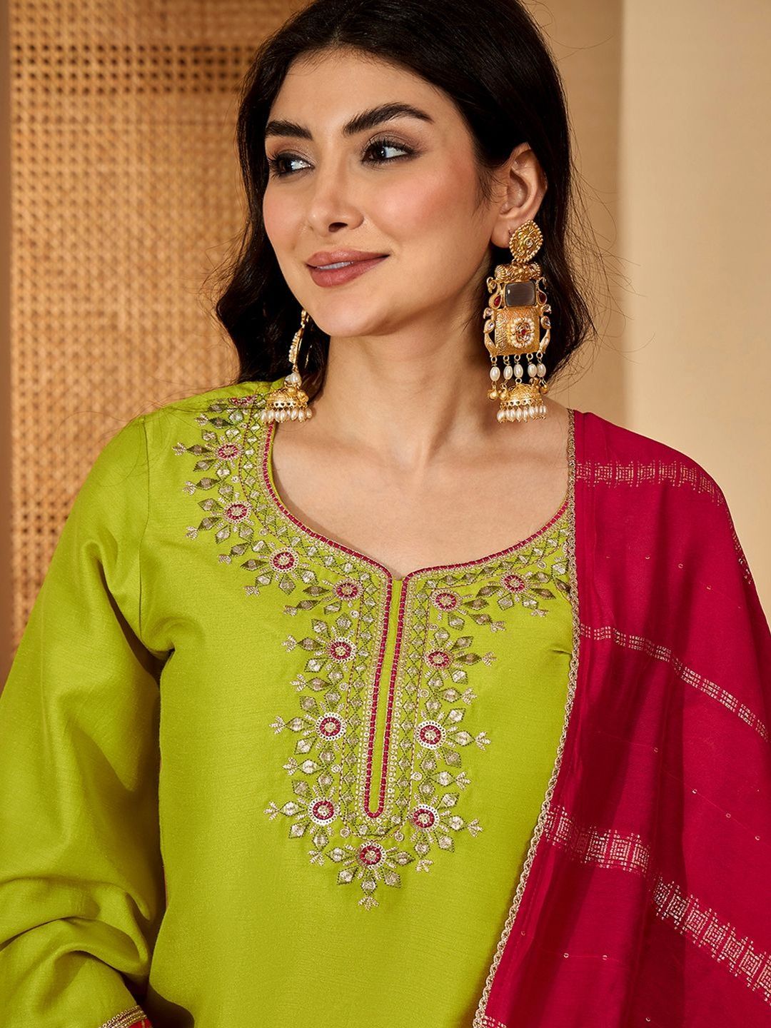 Dhiyona SN Floral Embroidered Kurta with Palazzos & Dupatta