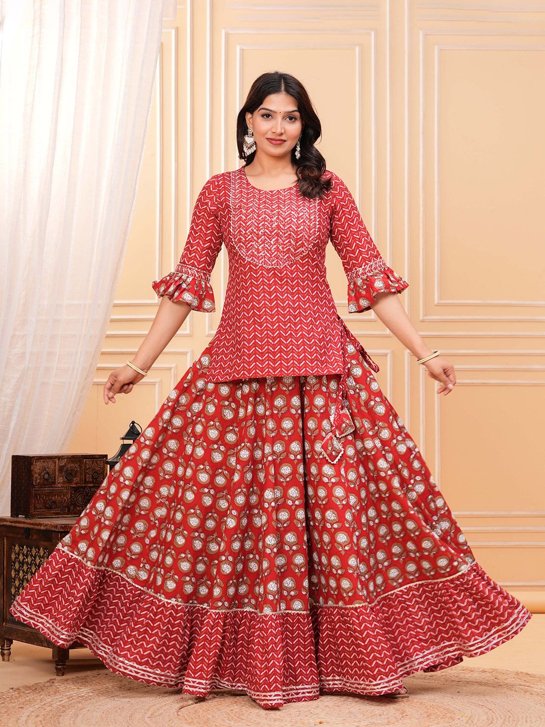 Dhiyona KL Women Floral Printed Regular Pure Cotton Kurti with Skirt & Dupatta