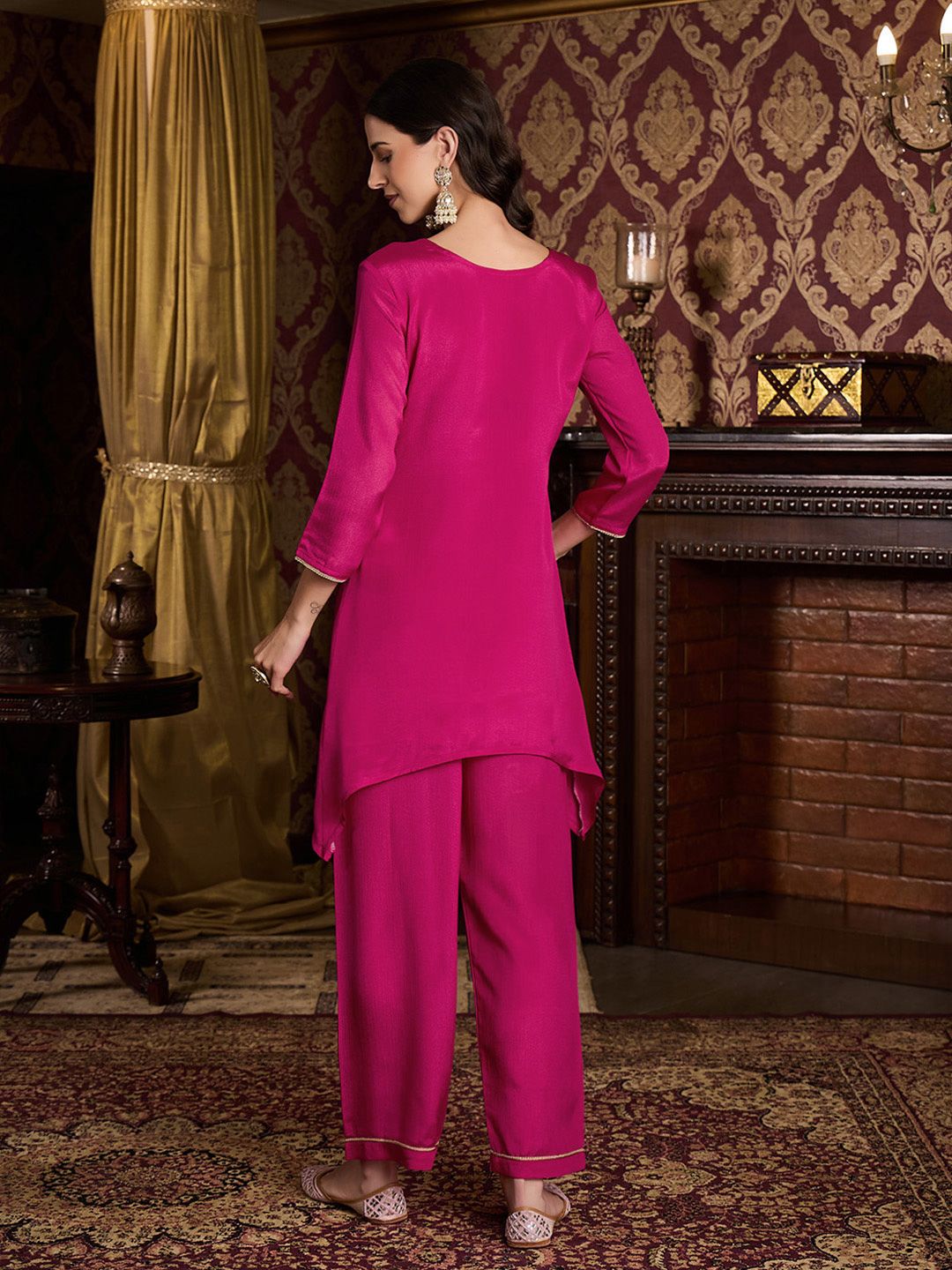 Dhiyona CH Women Floral Embroidered Pleated Kurta with Trousers