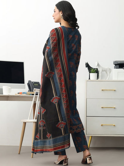 Women Ethnic Motifs Printed Regular Cotton Blend Kurta with Trousers & With Dupatta