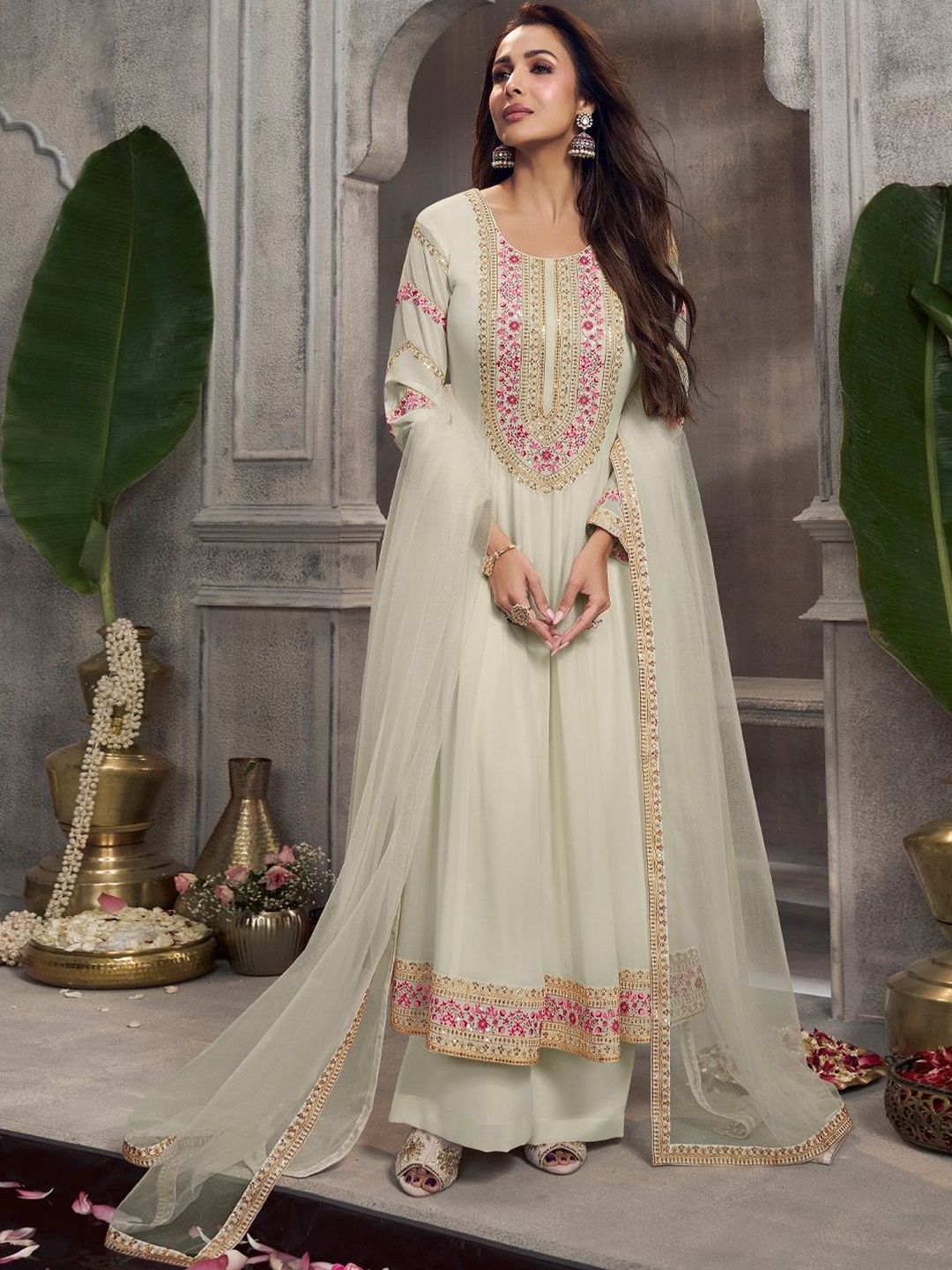 Dhiyona IN Women Ethnic Motifs Embroidered Panelled Thread Work Kurta with Palazzos & With Dupatta