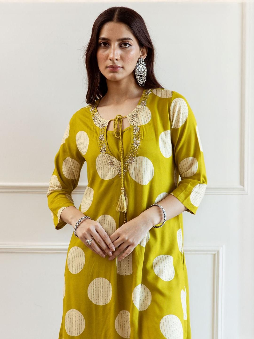 Dhiyona IE Women Geometric Printed A-Line Kurta with Palazzos
