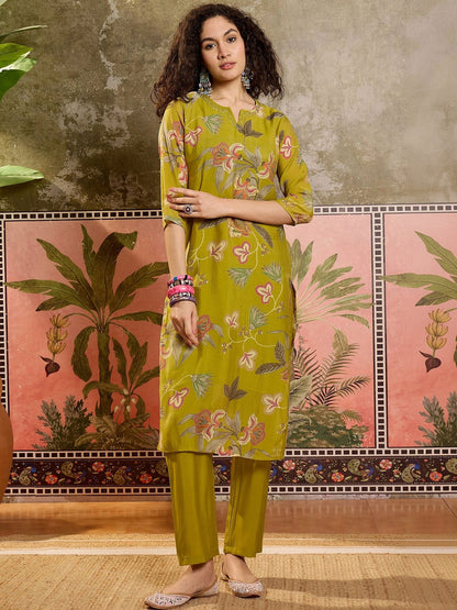 Printed Round Neck Kurta & Trousers With Dupatta