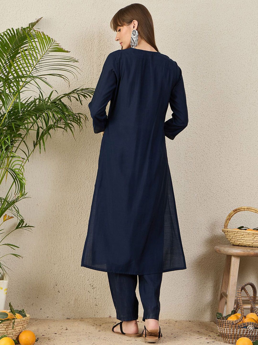 Dhiyona IE Embroidered Tunic With Trousers