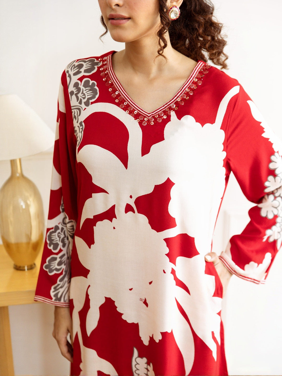 Women Floral Printed Regular Sequinned Kurta with Trousers