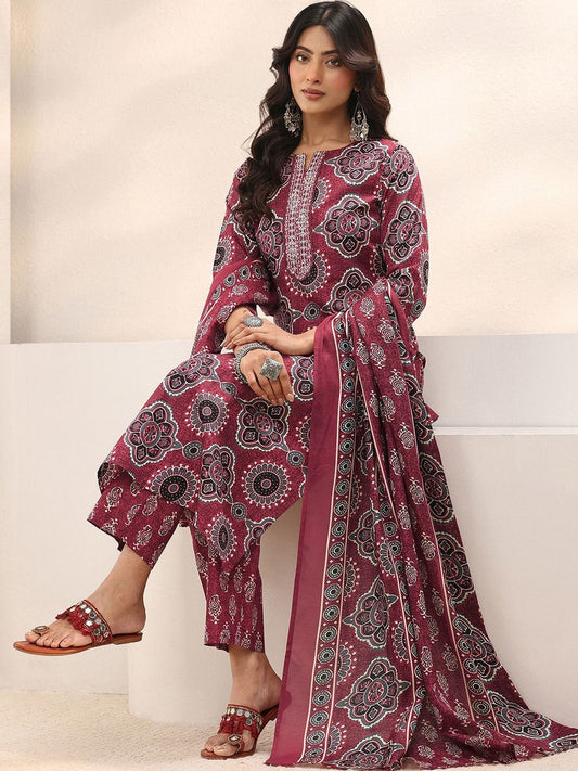 Women Ethnic Motifs Printed Regular Thread Work Kurta with Trousers & With Dupatta