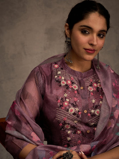 Women Floral Embroidered Thread Work Kurta with Trousers & Dupatta