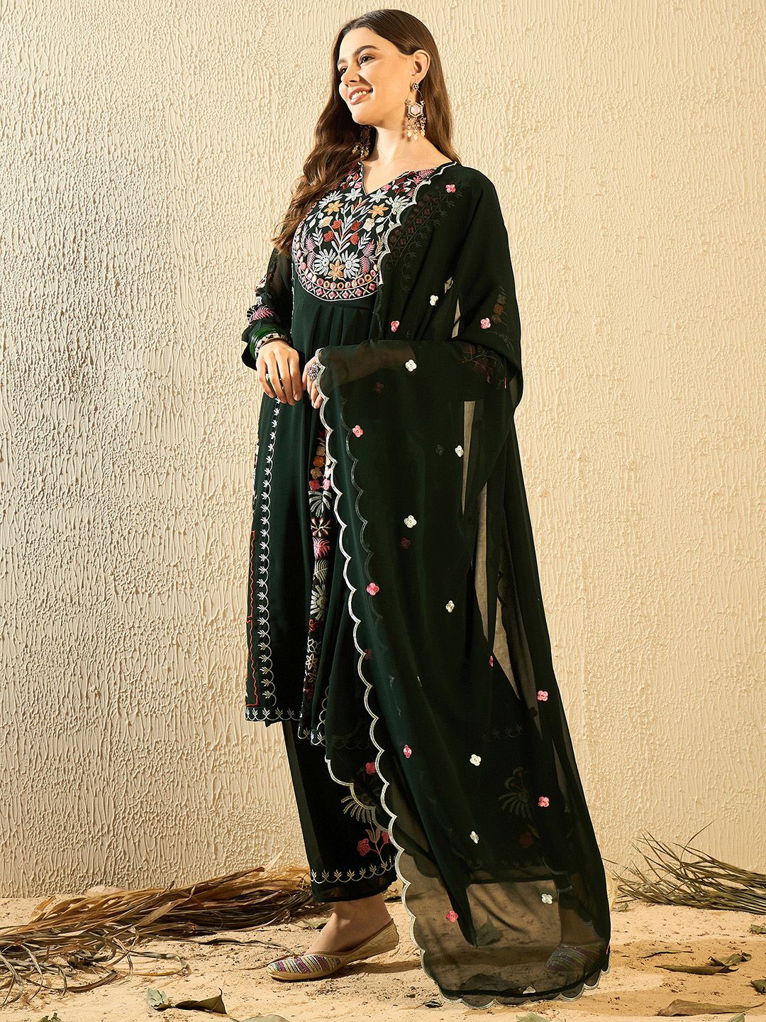 Dhiyona KL Floral Embroidered Thread Work Georgette Anarkali Kurta With Palazzo & Dupatta