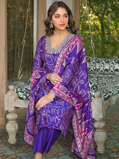Dhiyona KL Women Ethnic Motifs Printed Regular Thread Work Kurta with Trousers & With Dupatta