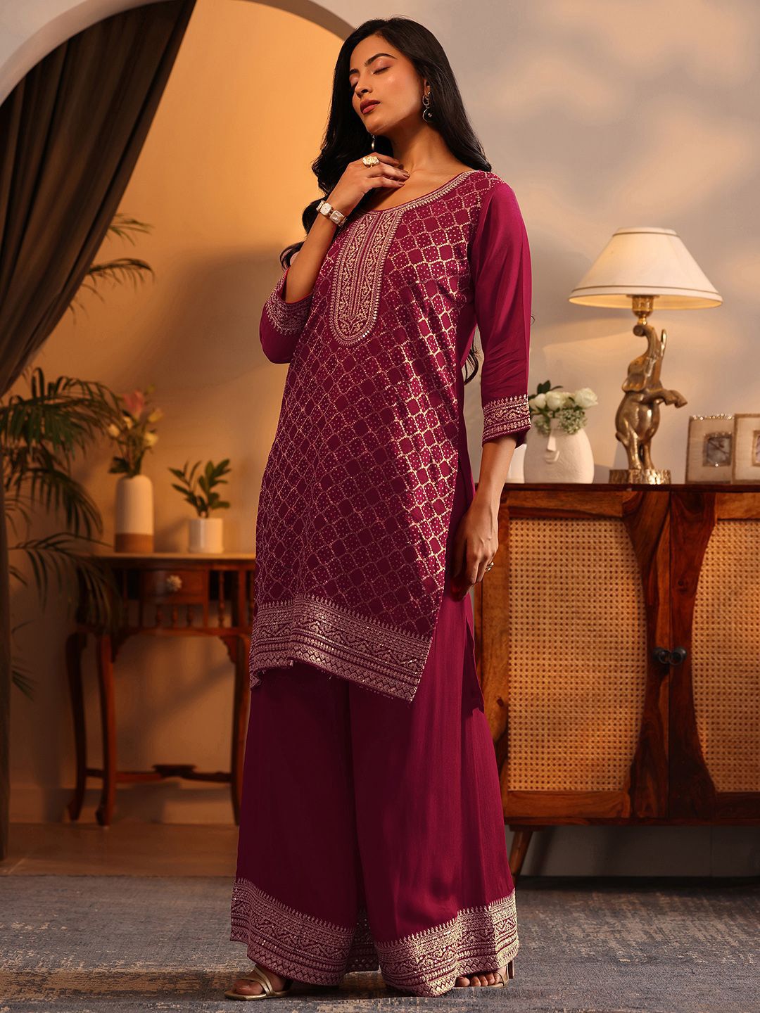 Dhiyona LL Women Embroidered Regular Zari Kurta with Palazzos & With Dupatta