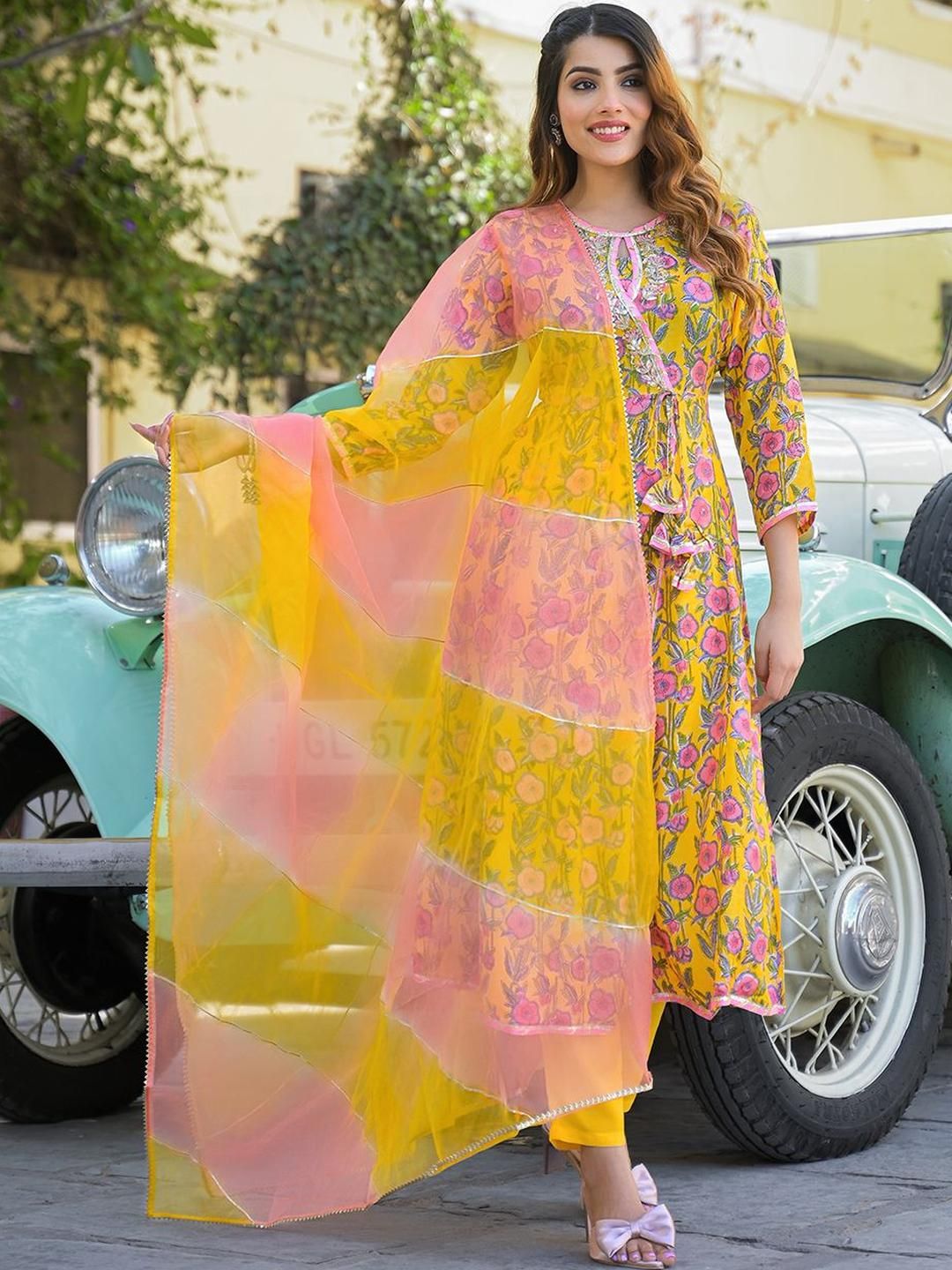 Dhiyona KL Yellow Printed Kurta Pant with Dupatta