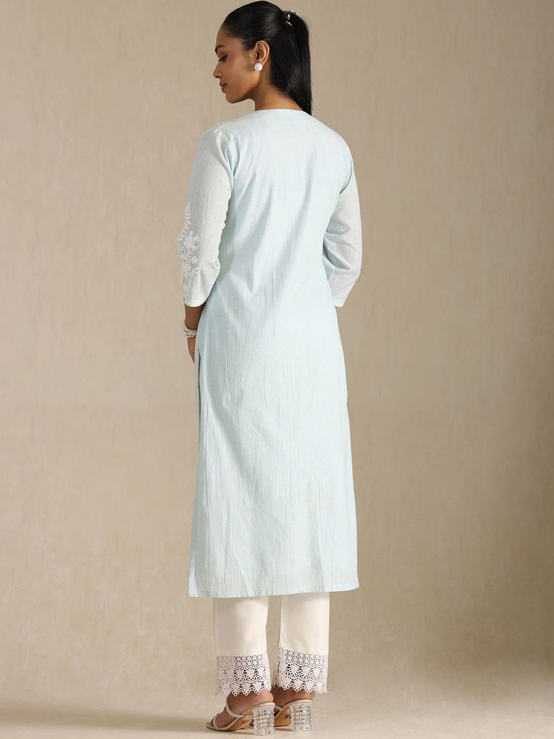 Dhiyona SO Women's Floral Embroidered Notch Neck Thread Work Cotton Straight Kurta With Trousers
