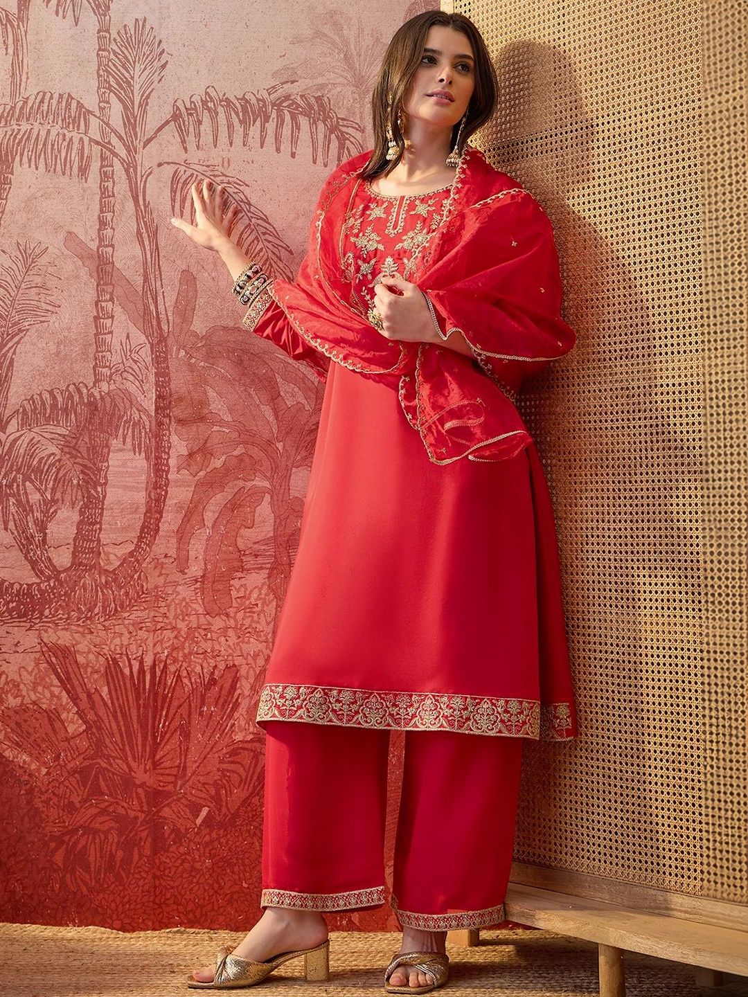 Dhiyona SN Embroidered Round Neck Kurta & Palazzos Kurta Sets