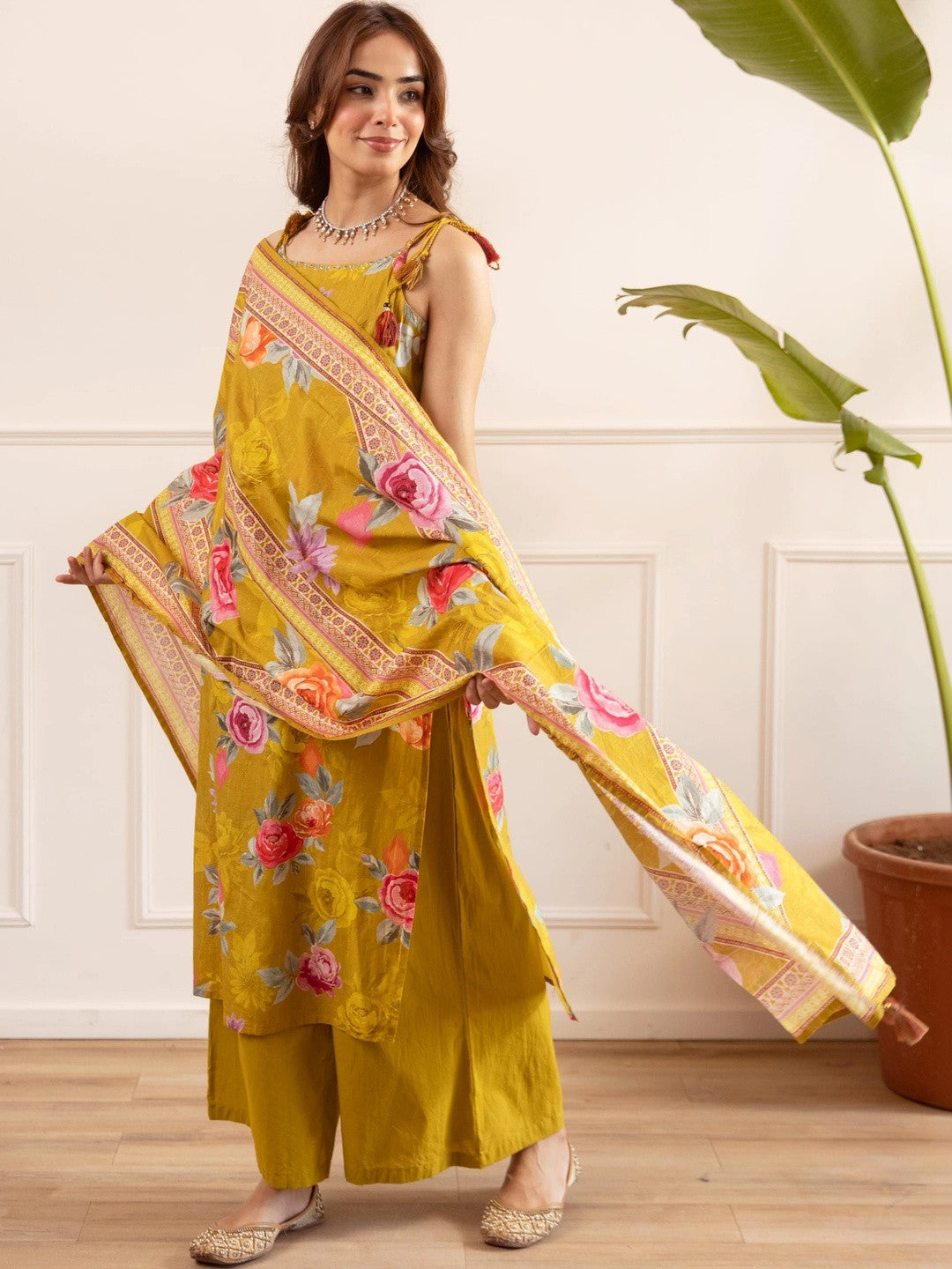 Women Floral Printed Regular Pure Cotton Kurta with Palazzos & With Dupatta