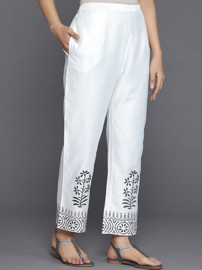 Women Floral Printed Regular Kurta with Trousers & With Dupatta
