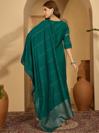 Women Green Embroidered Kurta Sets With Dupatta
