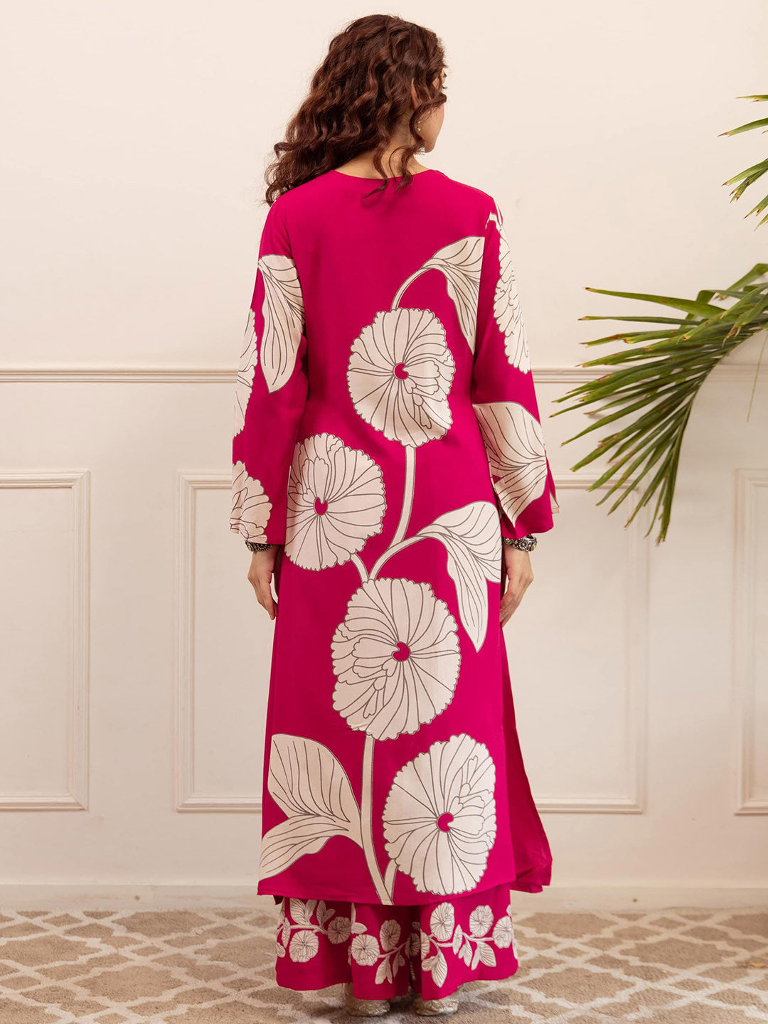 Women Floral Printed V-Neck Straight Kurta With Palazzo