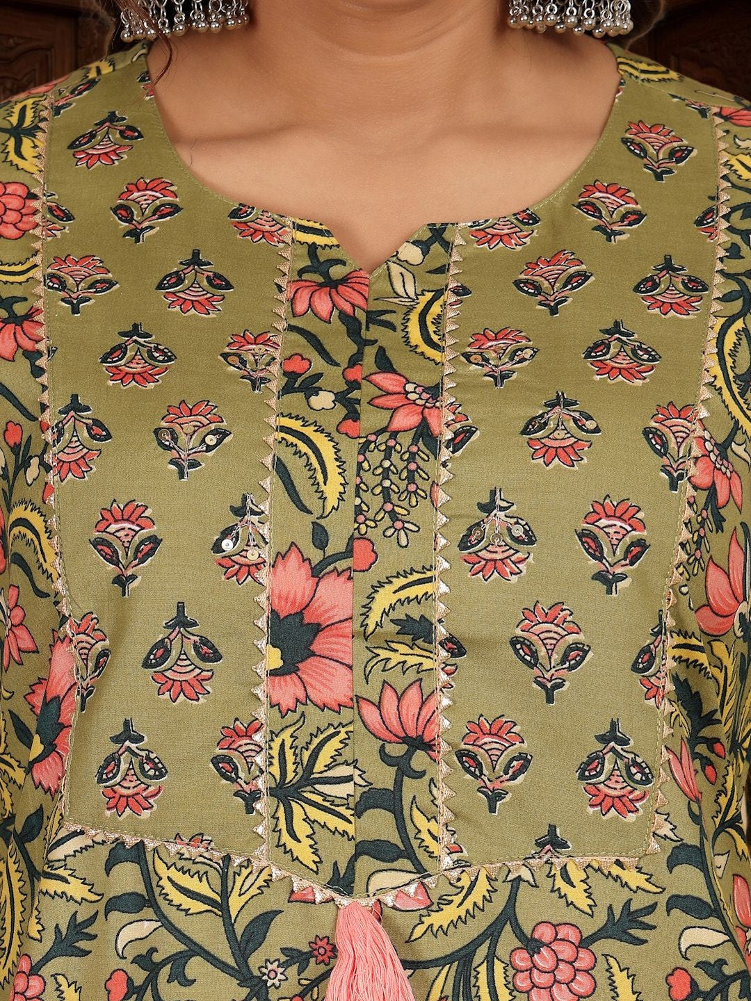 Embroidered Sweetheart Neck Kurta & Trousers With Dupatta