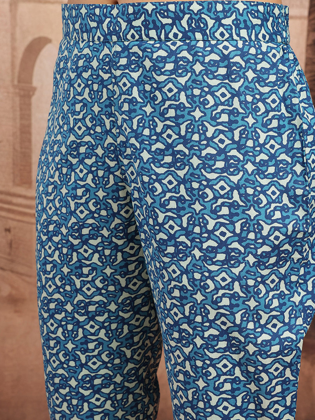 Floral Printed Regular Pure Cotton Kurta with Trousers