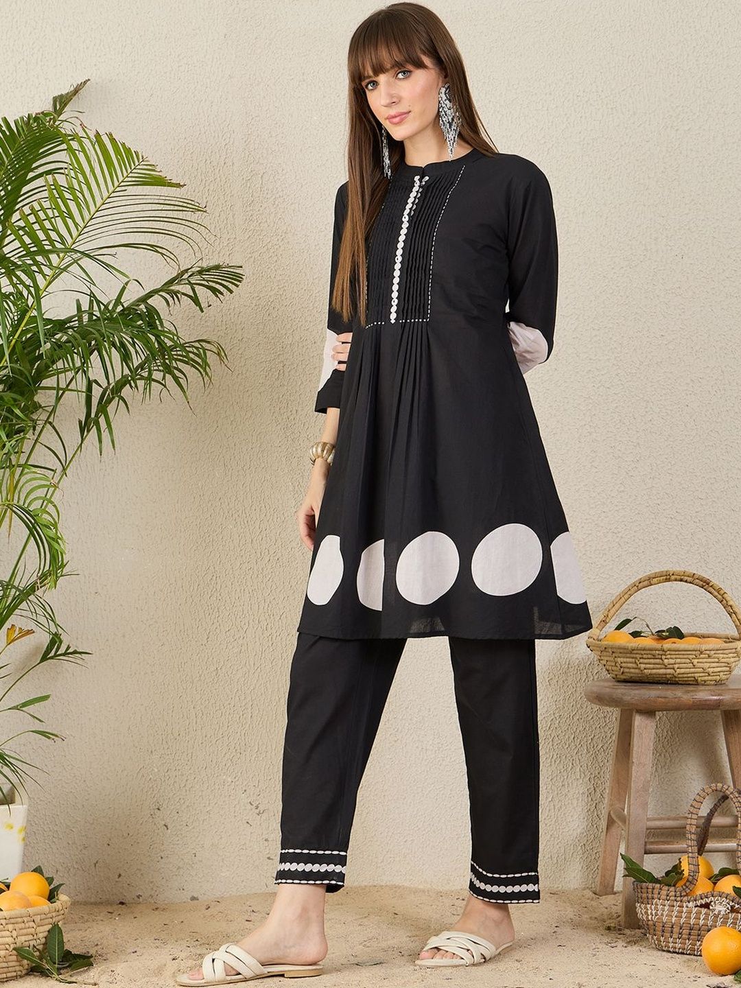 Dhiyona IE Women Geometric Printed Cotton A-Line Kurta with Trousers