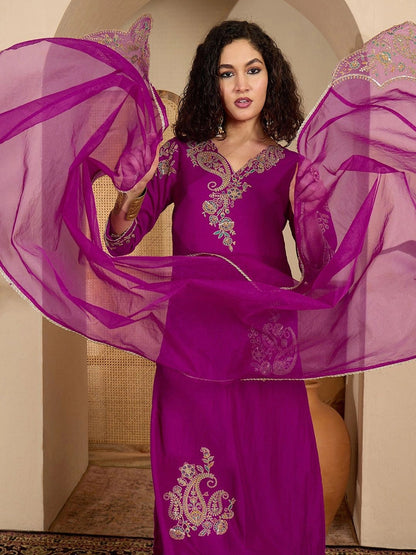 Women Ethnic Motifs Embroidered Regular Thread Work Kurta with Trousers & With Dupatta