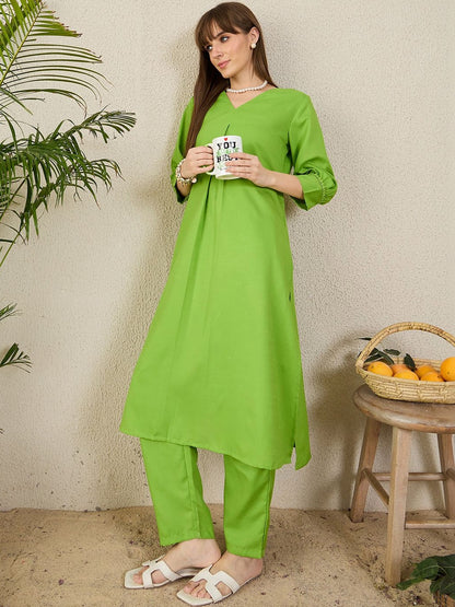 Women Regular Kurta with Trousers