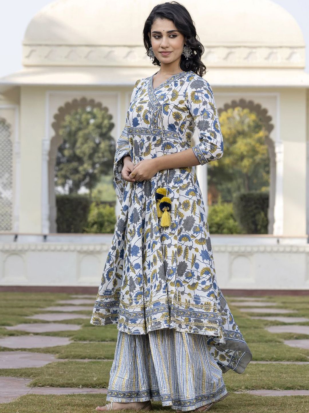Dhiyona KL Floral Printed Angrakha A-Line Pure Cotton Kurta With Palazzos & Dupatta