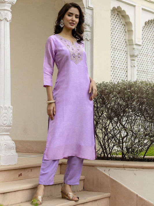 Dhiyona KL Women Floral Embroidered Regular Thread Work Kurta with Trousers & Dupatta