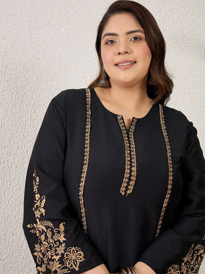 Plus Size Ethnic Motifs Embroidered Regular Thread Work Kurta with Trousers