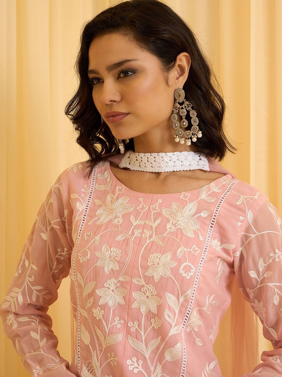 Dhiyona CH Women Floral Embroidered Regular Thread Work Kurta with Sharara & With Dupatta
