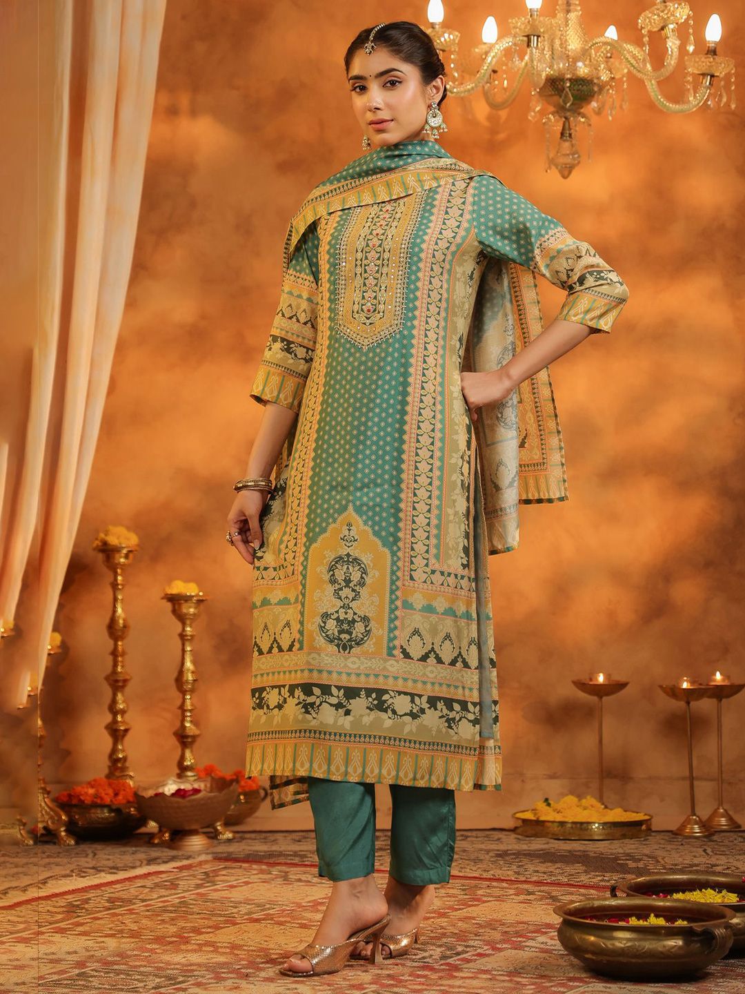 Dhiyona RR Women's Ethnic Motifs Printed Kurta With Trousers & Dupatta