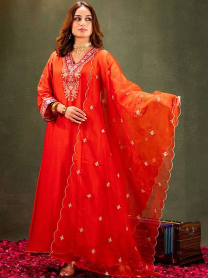 Dhiyona KL Women Ethnic Motifs Embroidered Regular Thread Work Chanderi Silk Kurta with Palazzos & With Dupatta